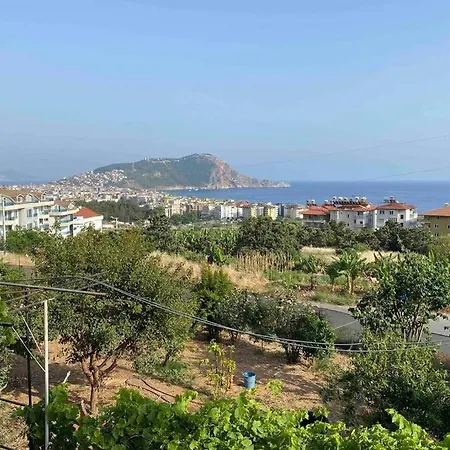 Apartamento Deniz manzaralı,teraslı,doğa içinde müstakilsi ev