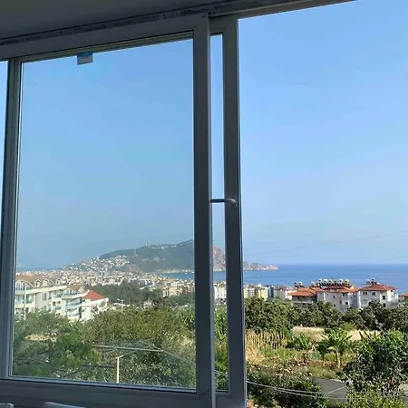 Apartamento Deniz manzaralı,teraslı,doğa içinde müstakilsi ev Alanya