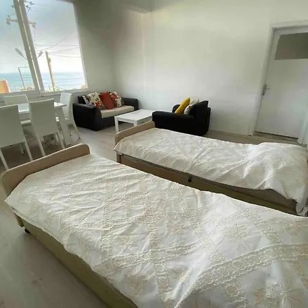 Deniz Manzarali,Terasli,Doga Icinde Muestakilsi Ev Apartment